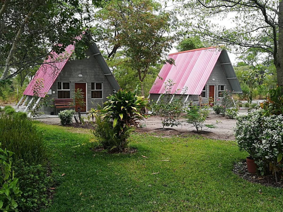 Happy Forest B&B Katima Mulilo Exterior foto